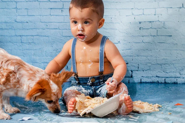 Fiesta Para Niño Año Con Conjunto Compuesto Por Papel Pintado — Foto de Stock