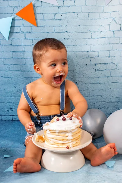 Fête Pour Bébé Garçon Avec Ensemble Composé Rubans Papier Peint — Photo