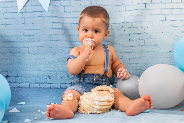 Fiesta Para Niño Año Con Conjunto Compuesto Por Globos Cintas — Foto de Stock