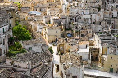 Matera, İtalya'nın Basilicata eyyubinin Matera eyaletinde yer alan bir şehirdir. Matera, 17 Ekim 2014 tarihinde 2019 Avrupa Kültür Başkenti'nin İtalyan ev sahibi ilan edildi..