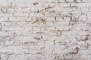 Boş Eski Tuğla Duvar Doku. Boyalı Sıkıntılı Duvar Yüzeyi. Grungy Geniş Brickwall. Hasarlı Sıva ile Shabby Bina Cephesi.