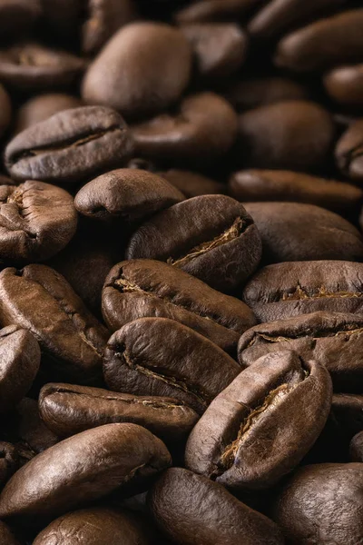 Grãos de café torrados em close-up — Fotografia de Stock