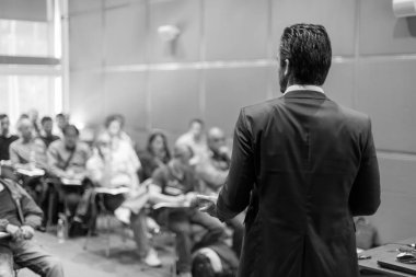 Sözcü İş Toplantısında Konuşma Yapıyor.