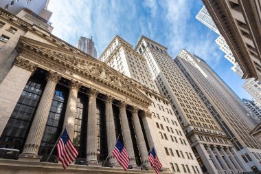 New york Menkul Kıymetler Borsası, piyasa değeri ve en güçlü küresel finans Enstitüsü tarafından dünyanın en büyük Borsası dış. Wall street, alt Manhattan, New York City, ABD.