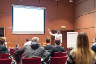 Sözcü İş Toplantısında Konuşma Yapıyor.