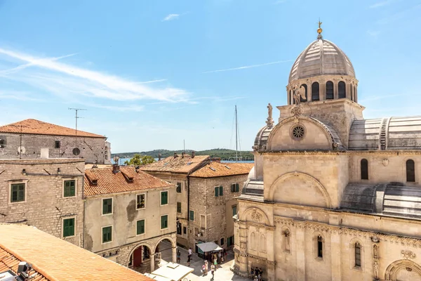 Croatia, city of Sibenik, panoramic view of the old town center and cathedral of St James, most important architectural monument of the Renaissance era in Croatia, UNESCO World Heritage — Stock Photo, Image