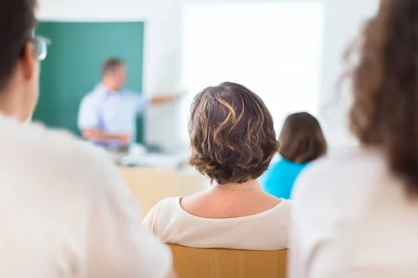 Docente na Universidade . — Fotografia de Stock