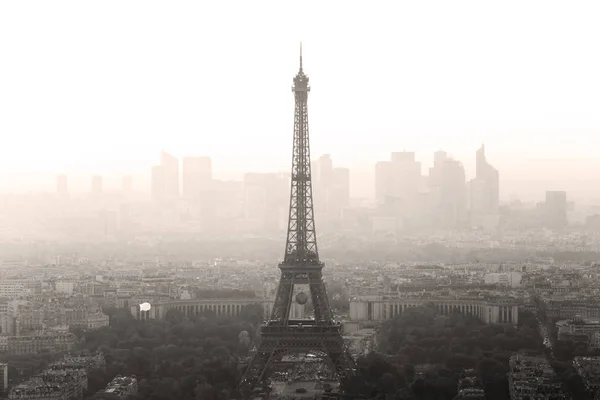 Gün batımında Paris 'in hava manzarası. — Stok fotoğraf