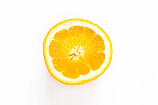 Concepto alimenticio orgánico Naranja o pomelo corte de fruta en ba blanca — Foto de Stock
