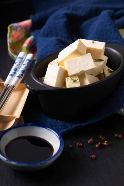 Sano Concetto Cibo Asiatico Tofu Organico Tazza Ceramica Nera Con — Foto Stock