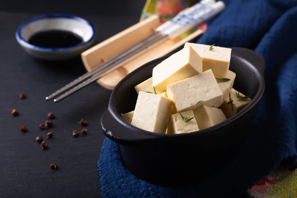 Sano Concetto Cibo Asiatico Tofu Organico Tazza Ceramica Nera Con — Foto Stock