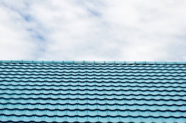 Borneo binaların çatı üst'deki geleneksel kabile oymalar