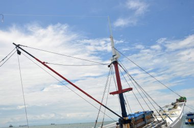 geleneksel phinisi Bugisnese ahşap gemi 