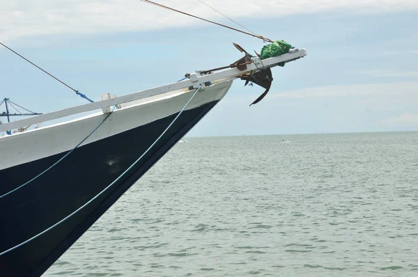 Barco Tradicional Madera Phinisi Bugisnese —  Fotos de Stock