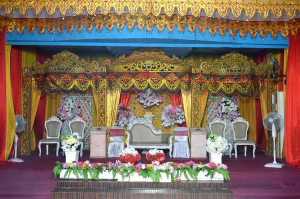 bridal wedding stage decoration