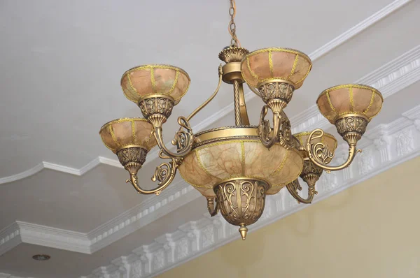 Beautiful Decorative Lighting Ceiling — Stock Photo, Image
