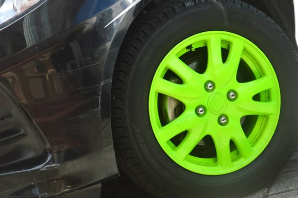 Colores Verdes Brillantes Velg Coche — Foto de Stock