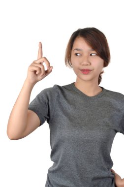 Asyalı kız işaret parmağını işaret ediyor