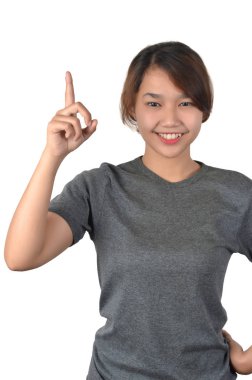 Asyalı kız işaret parmağını işaret ediyor