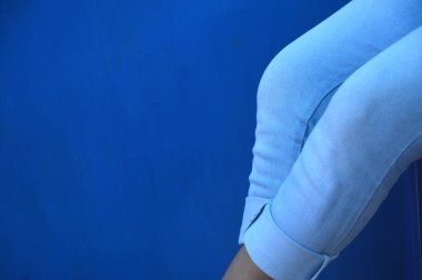 kadın için mini kot pantolon