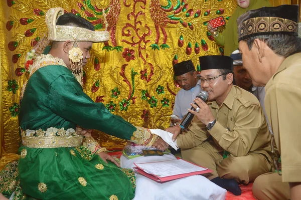 Tarakan Indonesia Липня 2018 Індонезійська Весільна Церемонія Зазвичай Проводиться Резиденції — стокове фото