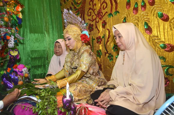 Tarakan Indonesja Grudzień 2018 Mappacci Tradycyjna Ceremonia Ślubna Bugisnese Indonezji — Zdjęcie stockowe