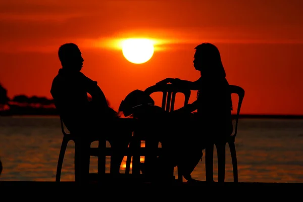 Silhouette Couple Sur Plage Losari Makassar Indonésie — Photo
