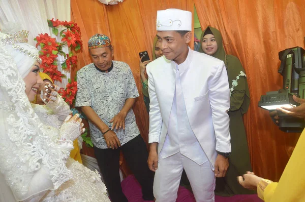 Tarakan Indonesia December 2018 Mappasikarawa Bugis Tribal Bröllop Tradition Sker — Stockfoto