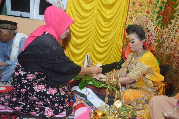 Tarakan Indonésie Septembre 2017 Mappacci Cérémonie Mariage Traditionnelle Indonésie Bugisnoise — Photo