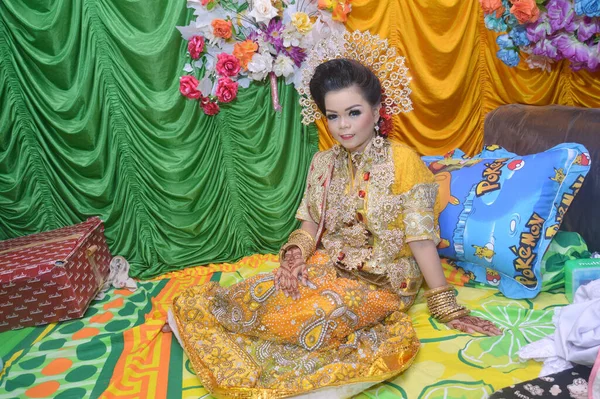 Tarakan Indonesia Spetember 2017 Retrato Una Hermosa Novia Bugis Con — Foto de Stock