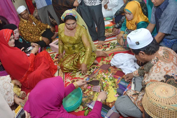 Tarakan Indonesien Mars 2017 Den Traditionella Bugisnese Ceremonial Överlämnande Uang — Stockfoto