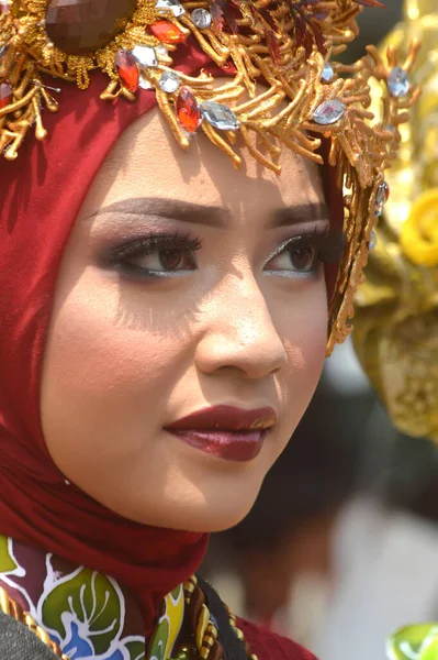 Tarakan Indonesia Lipca 2018 Portret Pięknej Indonezyjskiej Kobiety Uśmiechniętej Zmodyfikowanych — Zdjęcie stockowe