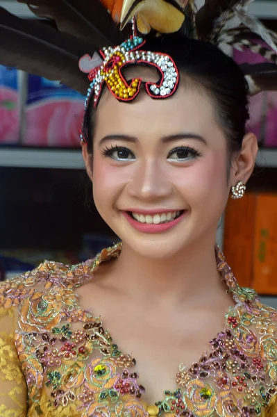 Tarakan Ndonezya Temmuz 2018 Endonezyalı Güzel Dansçıların Geleneksel Elbiseli Portresi — Stok fotoğraf