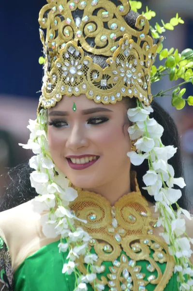 Tarakan Indonésie Juillet 2018 Portrait Beaux Danseurs Indonésiens Costume Traditionnel — Photo