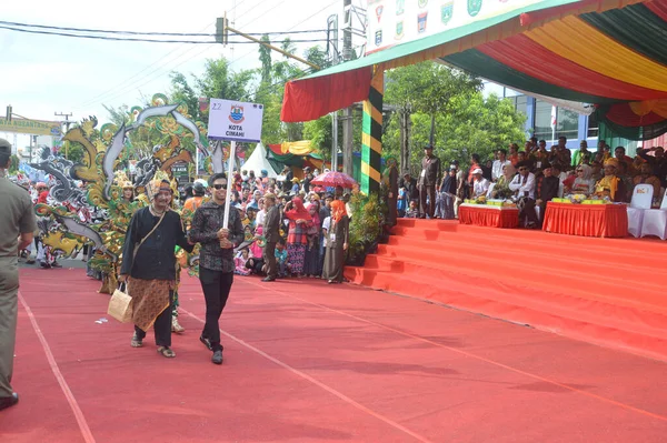 Tarakan Indonesie Července 2018 Průvod Účastníků Pochodoval Před Čestnými Stánky — Stock fotografie