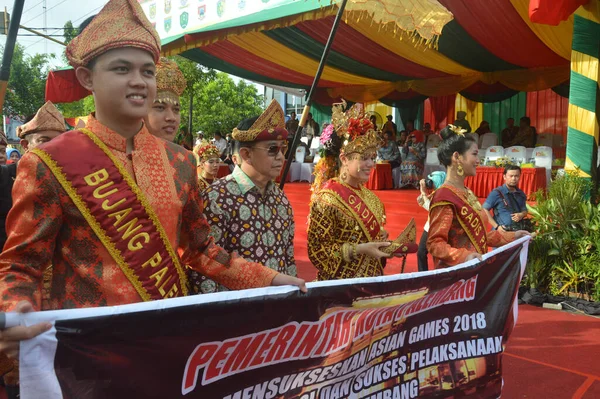Tarakan Indonesia Juli 2018 Paraden Deltagare Marscherade Framför Hedersplatserna Apeksi — Stockfoto