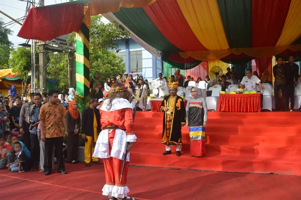 Tarakan Indonesia Julio 2018 Desfile Participantes Marchó Frente Las Tribunas — Foto de Stock