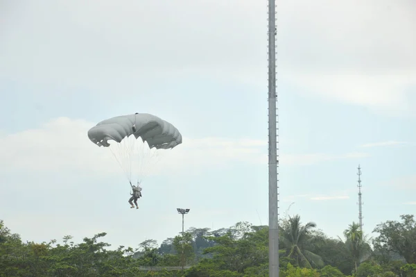 Tarakan Indonesia May 2017 Skydiving Attractions Members Indonesia Armed Forces — 图库照片