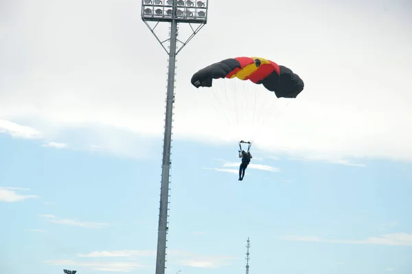 Tarakan Indonesia May 2017 Skydiving Attractions Members Indonesia Armed Forces — 图库照片