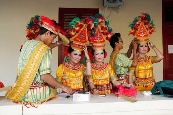 Makassar Indonésie Mai 2012 Préparation Pour Les Danseurs Toraja Qui — Photo