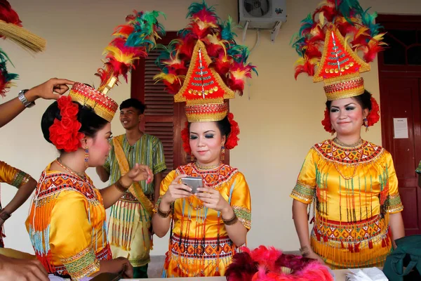 Makassar Indonésie Mai 2012 Préparation Pour Les Danseurs Toraja Qui — Photo