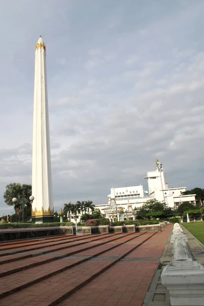 Surabaya Indonésia Abril 2013 Monumento Aos Heróis Surabaianos Como Homenagem — Fotografia de Stock