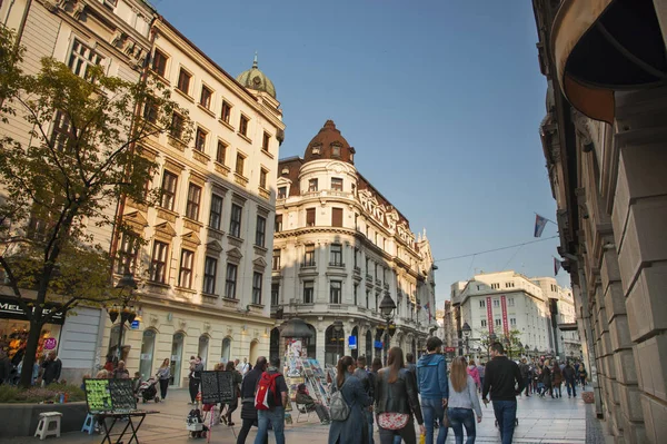 Bělehrad Srbsko 2019 Přeplněná Ulice Knez Mihailova Centru Bělehradu Při — Stock fotografie