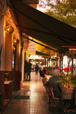 Selanik, Yunanistan - 12 08 2018: Selanik Caddesi Kafesi