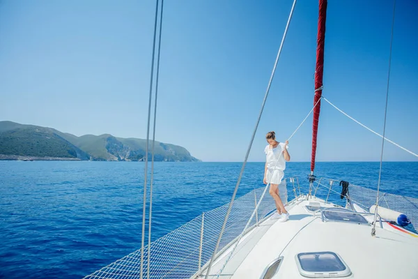 Girl relaxing On Yacht in Greece — Stock Photo, Image
