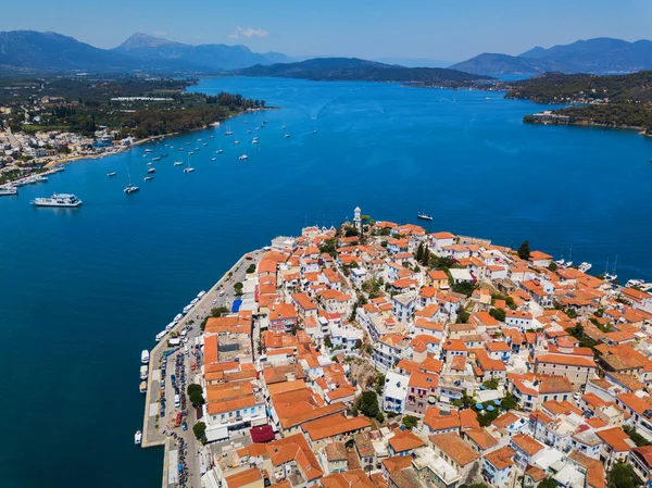 Aerial drone birds eye view photo of Poros island a famous bay and yacht harbor with calm waters, Grécia — Fotografia de Stock