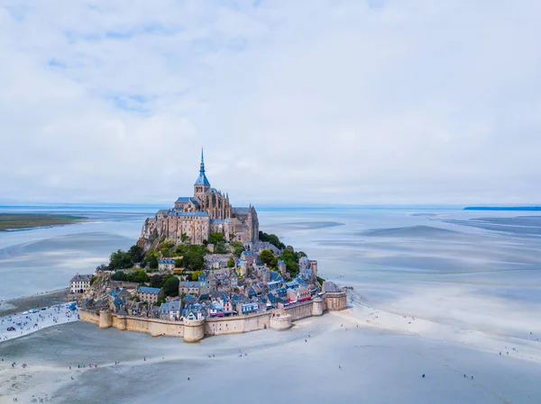 Widok z góry Mont Saint Michel Bay, Normandii we Francji — Zdjęcie stockowe