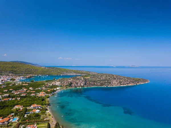 Top view of a coastal line. Aerial drone birds eye view photo. — Stock Photo, Image