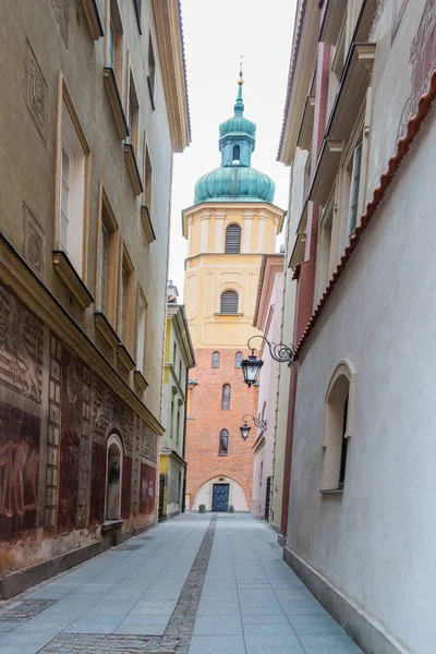 Δρόμο στην παλιά πόλη της Βαρσοβίας, Πολωνία — Φωτογραφία Αρχείου