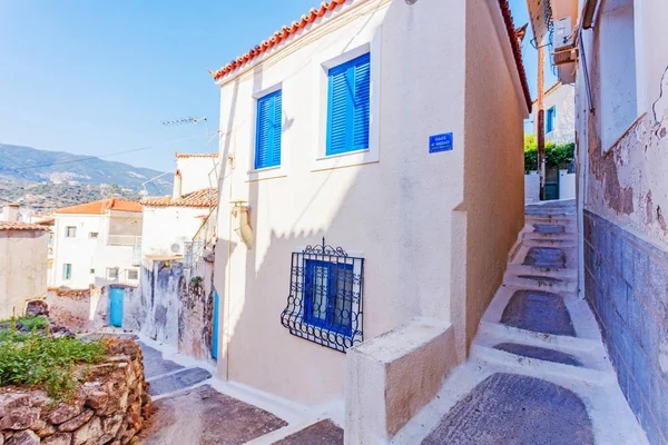 Beautiful street in old greece town, Crete island, Greece. Summer landscape — Stock Photo, Image